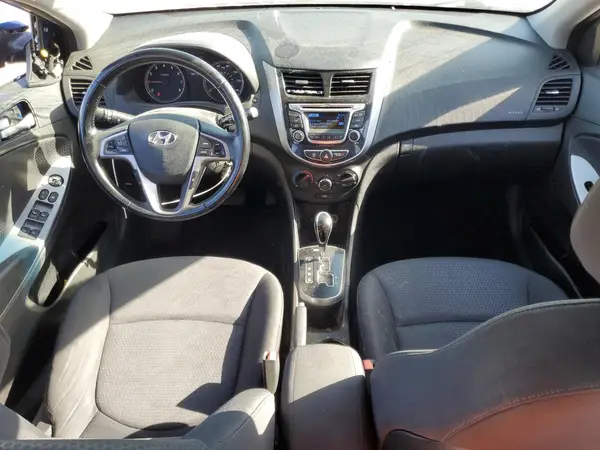 KMHCU5AE3GU271965 2016 HYUNDAI ACCENT - Image 8