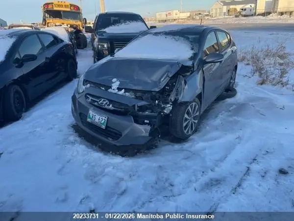 KMHCU5AE4GU249098 2016 HYUNDAI ACCENT - Image 2