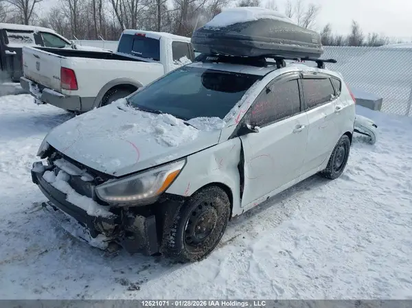 KMHCU5AE4GU257475 2016 HYUNDAI ACCENT - Image 2