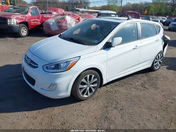 KMHCU5AE4HU336243 2017 HYUNDAI ACCENT - Image 2
