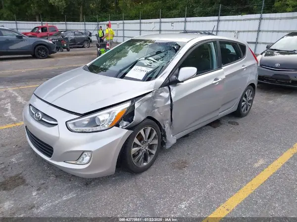 KMHCU5AE4HU336257 2017 HYUNDAI ACCENT - Image 2