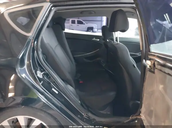 KMHCU5AE5GU264712 2016 HYUNDAI ACCENT - Image 8