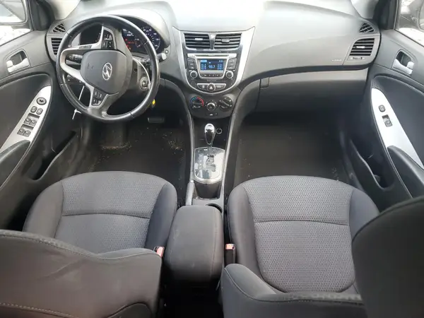 KMHCU5AE5HU332900 2017 HYUNDAI ACCENT - Image 8