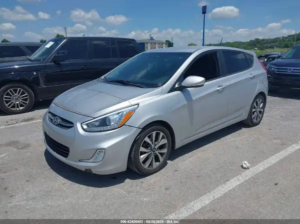 KMHCU5AE6GU239995 2016 HYUNDAI ACCENT - Image 2