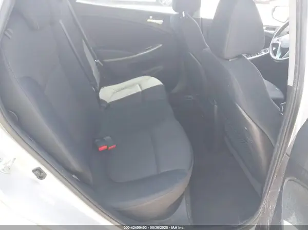 KMHCU5AE6GU239995 2016 HYUNDAI ACCENT - Image 8