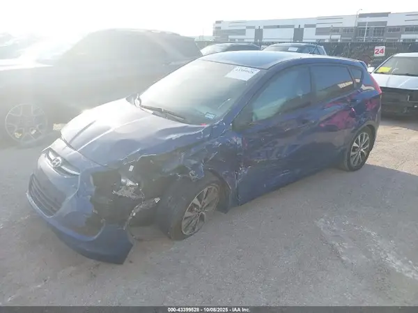 KMHCU5AE8GU266728 2016 HYUNDAI ACCENT - Image 2