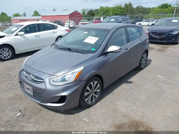 KMHCU5AE9GU239814 2016 HYUNDAI ACCENT - Image 2