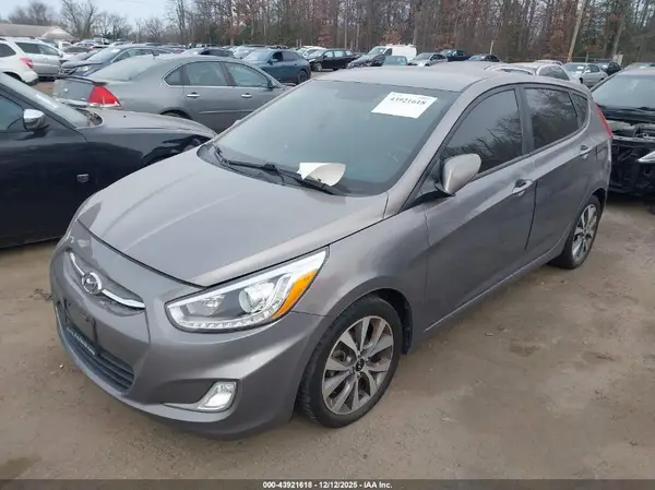 KMHCU5AE9HU356519 2017 HYUNDAI ACCENT - Image 2