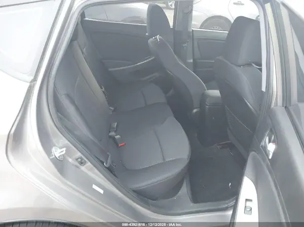 KMHCU5AE9HU356519 2017 HYUNDAI ACCENT - Image 8