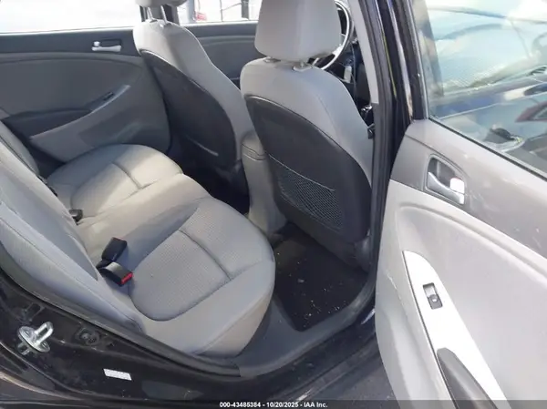 KMHCU5AEXHU354181 2017 HYUNDAI ACCENT - Image 8