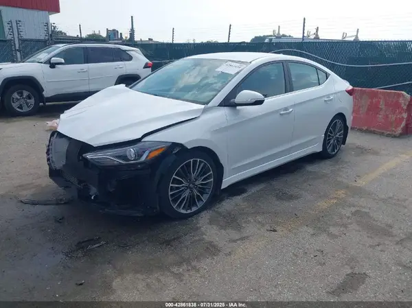 KMHD04LB0HU344028 2017 HYUNDAI ELANTRA - Image 2