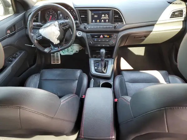 KMHD04LB0JU506651 2018 HYUNDAI ELANTRA - Image 8