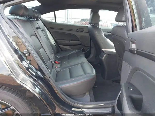 KMHD04LB0JU509937 2018 HYUNDAI ELANTRA - Image 8