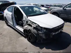 KMHD04LB0JU554957 2018 HYUNDAI ELANTRA