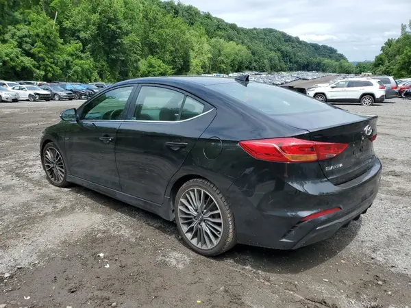 KMHD04LB0JU681689 2018 HYUNDAI ELANTRA - Image 2