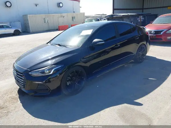 KMHD04LB0JU704226 2018 HYUNDAI ELANTRA - Image 2