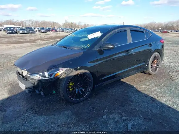 KMHD04LB0JU721737 2018 HYUNDAI ELANTRA - Image 2