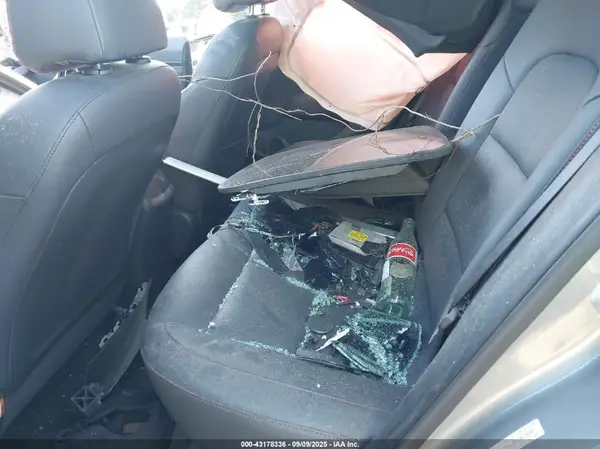 KMHD04LB0KU812640 2019 HYUNDAI ELANTRA - Image 8