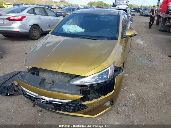 KMHD04LB0KU885832 2019 HYUNDAI ELANTRA - Image 2