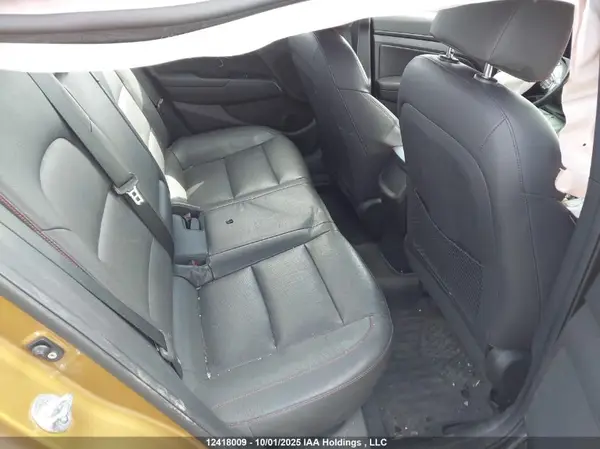 KMHD04LB0KU885832 2019 HYUNDAI ELANTRA - Image 8