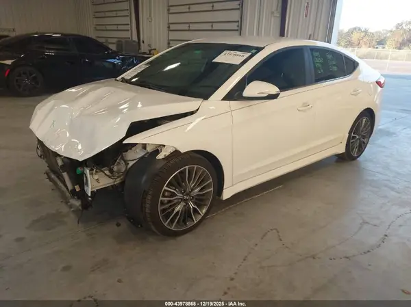 KMHD04LB1HU291663 2017 HYUNDAI ELANTRA - Image 2