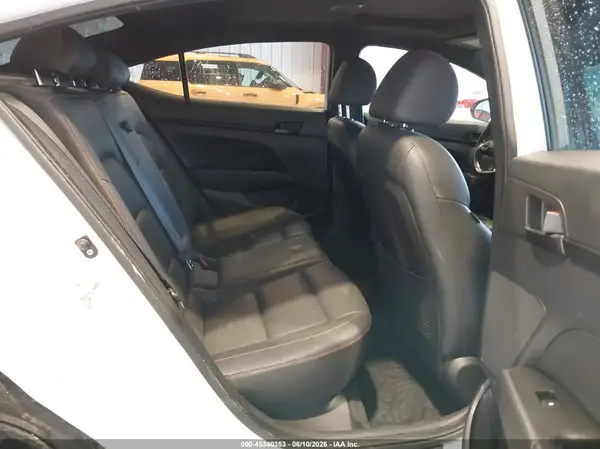 KMHD04LB1HU347777 2017 HYUNDAI ELANTRA - Image 8