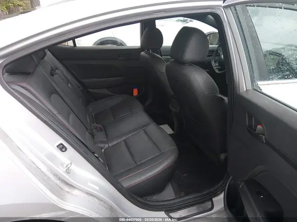 KMHD04LB1HU353255 2017 HYUNDAI ELANTRA - Image 8