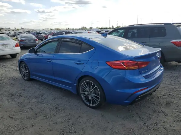 KMHD04LB1JU468220 2018 HYUNDAI ELANTRA - Image 2