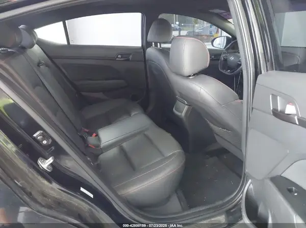 KMHD04LB1JU481274 2018 HYUNDAI ELANTRA - Image 8