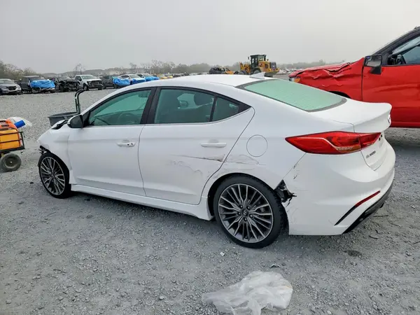 KMHD04LB1JU483834 2018 HYUNDAI ELANTRA - Image 2