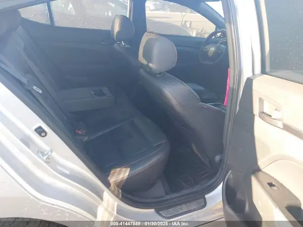 KMHD04LB1JU524771 2018 HYUNDAI ELANTRA - Image 8