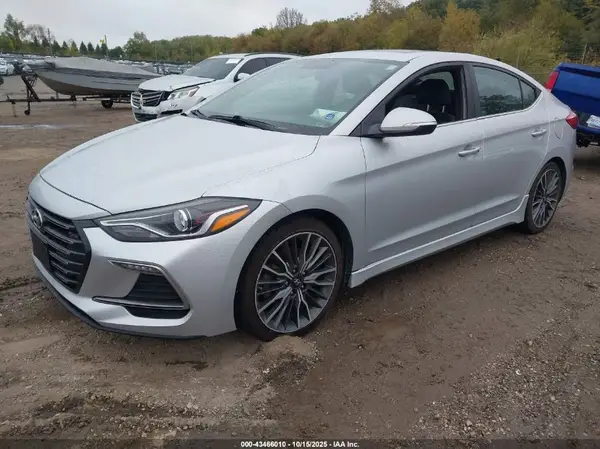 KMHD04LB1JU544745 2018 HYUNDAI ELANTRA - Image 2
