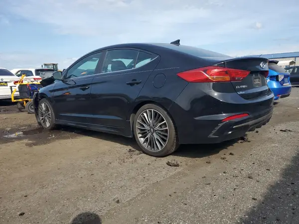 KMHD04LB1JU559410 2018 HYUNDAI ELANTRA - Image 2