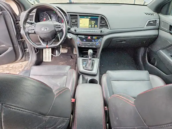 KMHD04LB1JU666182 2018 HYUNDAI ELANTRA - Image 8