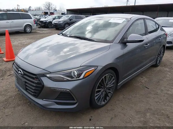 KMHD04LB1JU720404 2018 HYUNDAI ELANTRA - Image 2