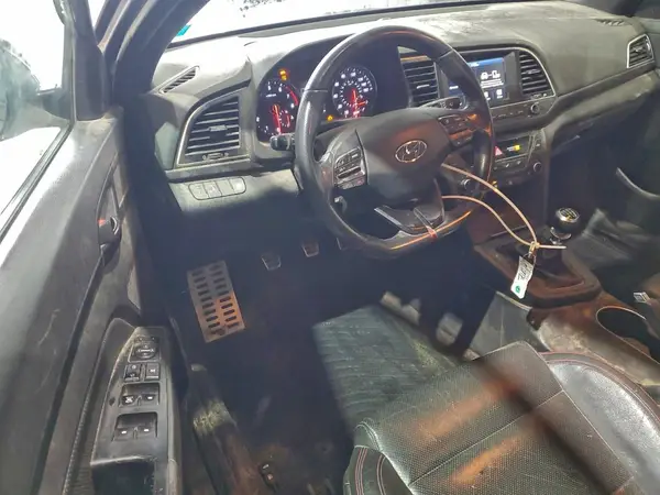 KMHD04LB1JU723044 2018 HYUNDAI ELANTRA - Image 8