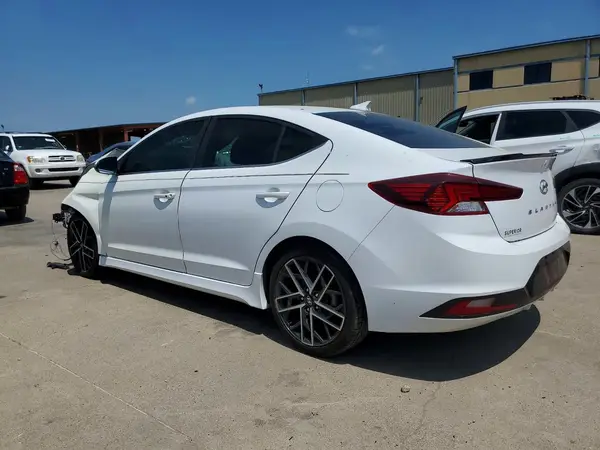 KMHD04LB1KU813070 2019 HYUNDAI ELANTRA - Image 2