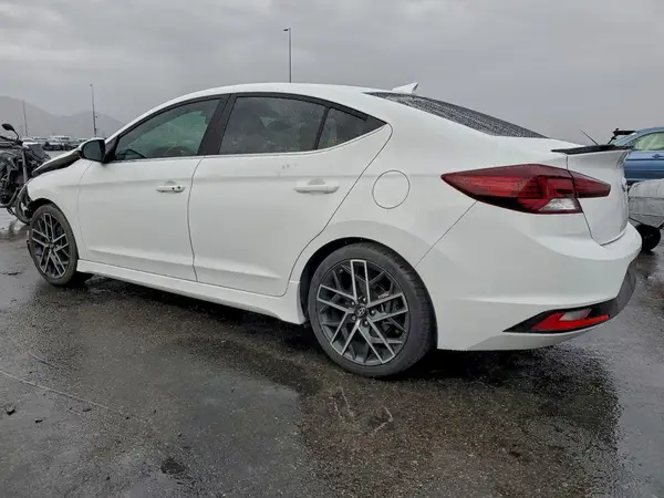KMHD04LB1KU837885 2019 HYUNDAI ELANTRA - Image 2