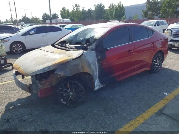 KMHD04LB1KU860759 2019 HYUNDAI ELANTRA - Image 2