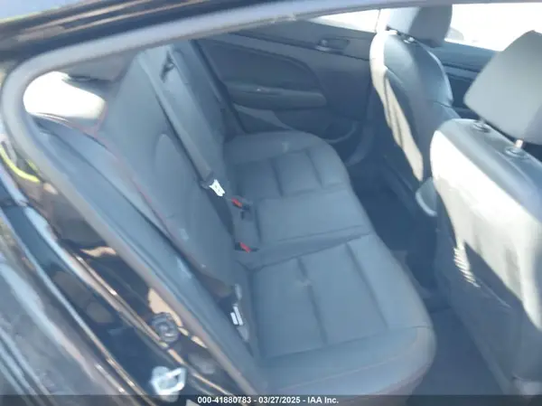 KMHD04LB1LU060285 2020 HYUNDAI ELANTRA - Image 8