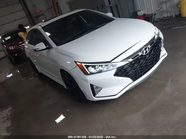 KMHD04LB1LU961298 2020 HYUNDAI ELANTRA - Image 1