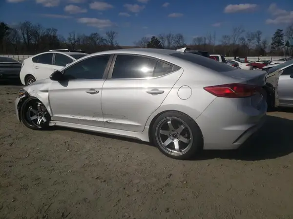 KMHD04LB2HU351675 2017 HYUNDAI ELANTRA - Image 2