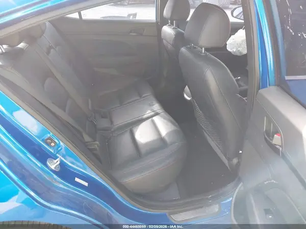 KMHD04LB2JU483485 2018 HYUNDAI ELANTRA - Image 8
