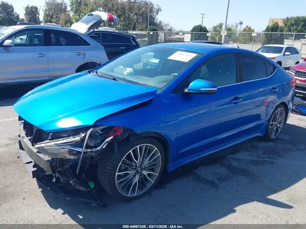 KMHD04LB2JU498732 2018 HYUNDAI ELANTRA - Image 2