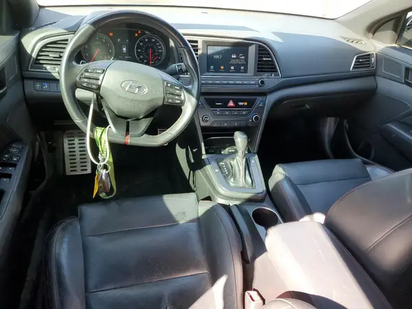 KMHD04LB2JU518901 2018 HYUNDAI ELANTRA - Image 8