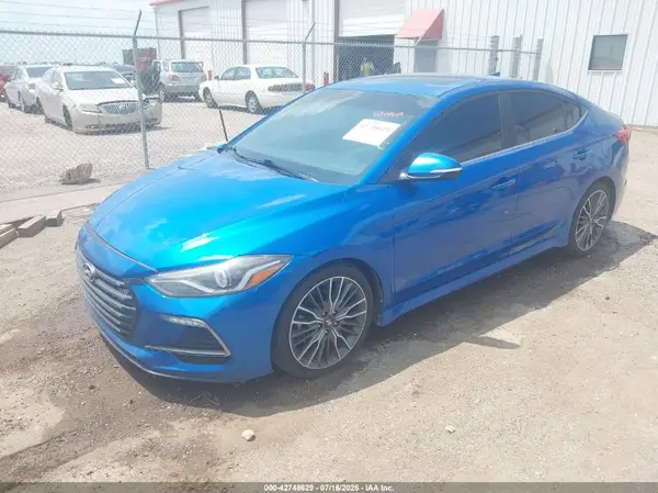 KMHD04LB2JU540915 2018 HYUNDAI ELANTRA - Image 2