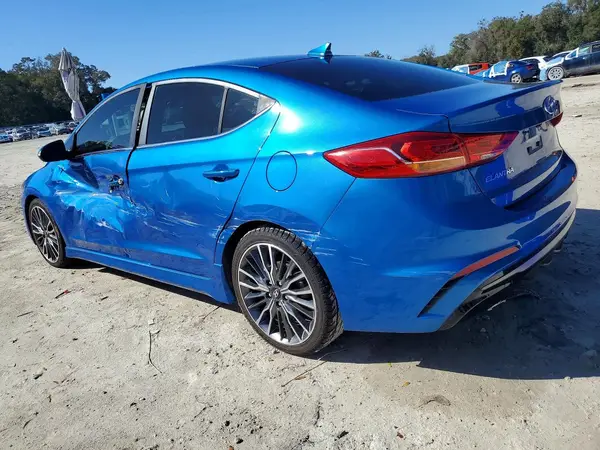 KMHD04LB2JU553907 2018 HYUNDAI ELANTRA - Image 2