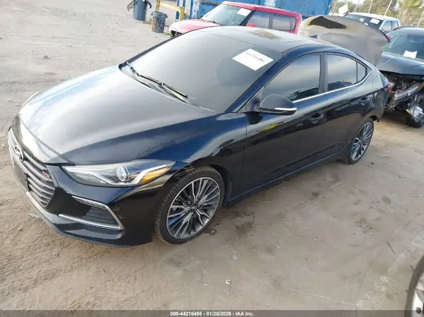 KMHD04LB2JU608940 2018 HYUNDAI ELANTRA - Image 2