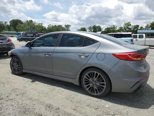 KMHD04LB2JU613281 2018 HYUNDAI ELANTRA - Image 2