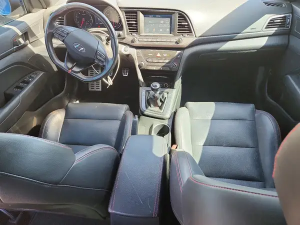 KMHD04LB2JU684996 2018 HYUNDAI ELANTRA - Image 8